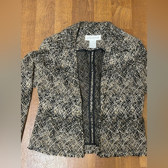 Jones New York Black and Cream Blazer with Textured Fabric - Picture 13 of 16